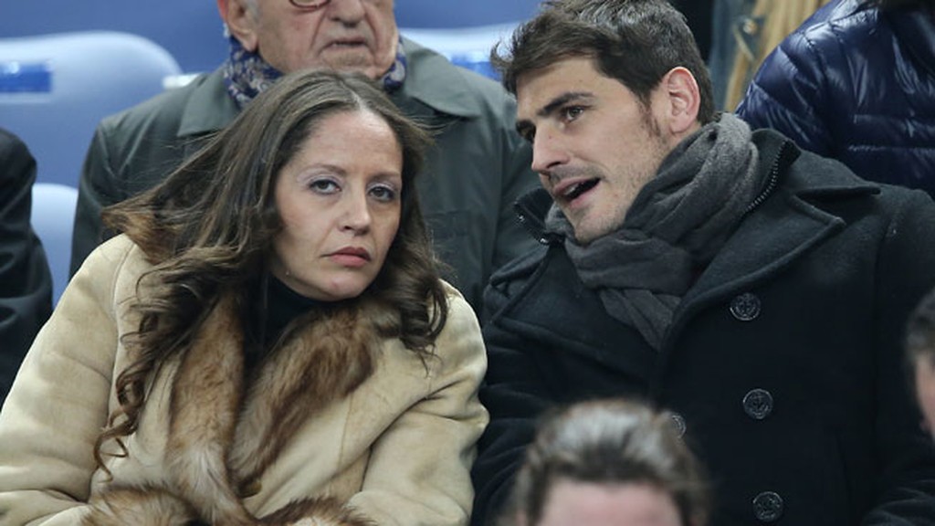 西国家队女主管被爆大量收入来源不明,常年住