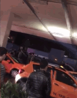 GIF 1.1M