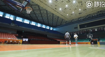 GIF 2.4M