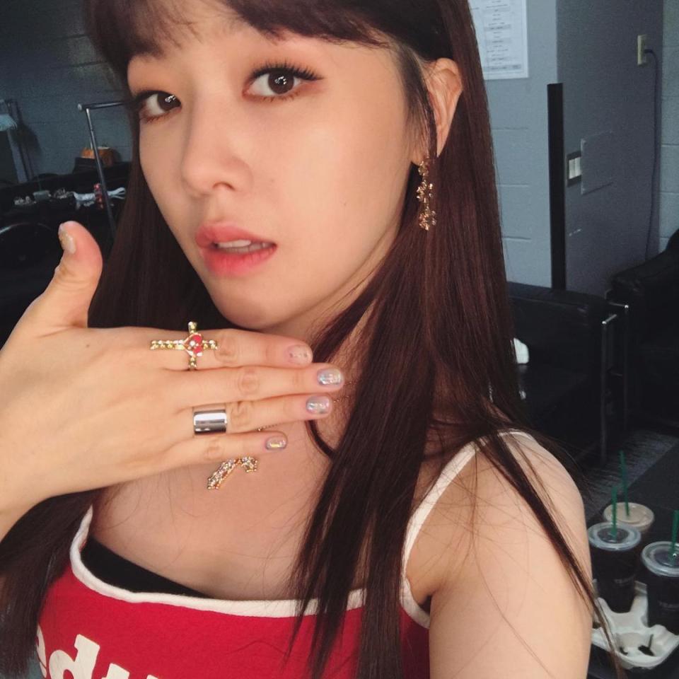 球星太太团| 钟情姐弟恋，亚洲巨星孙兴慜