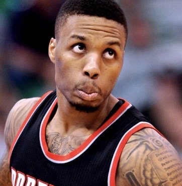 上传了三张球员照片(见新闻配图),图中分别是凯尔特人球员凯里-欧文