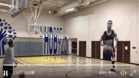 堅持不懈!柯瑞訓練中背身掛筐灌籃-黑特籃球-NBA新聞影音圖片分享社區