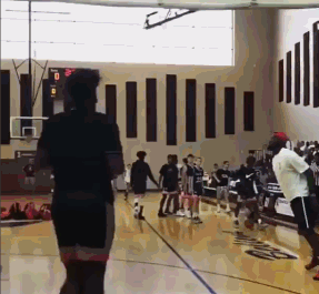 人類滯空精華!LeBron James灌籃慢動作回放-黑特籃球-NBA新聞影音圖片分享社區