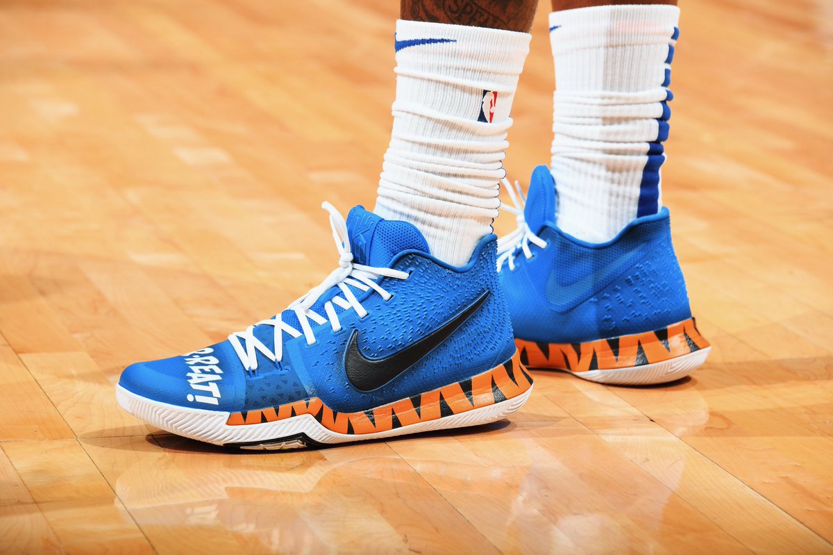 frosted flakes kyrie 5
