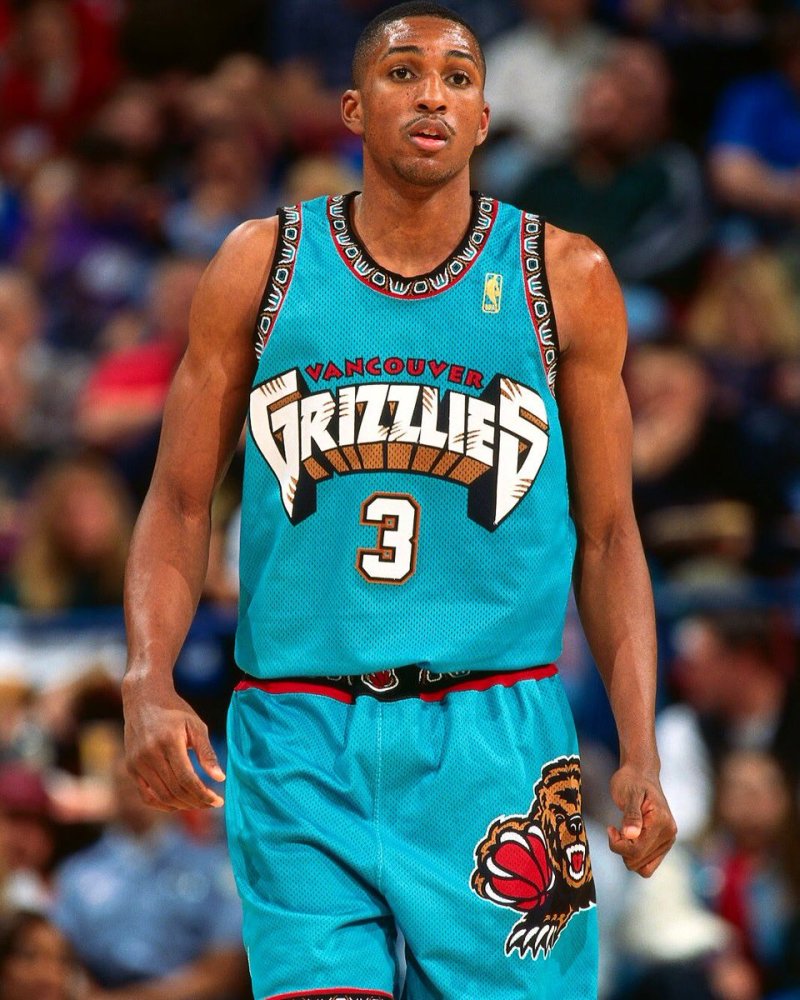 [流言板]怀念过往!灰熊下赛季指定场次将穿上温哥华时期复古球衣