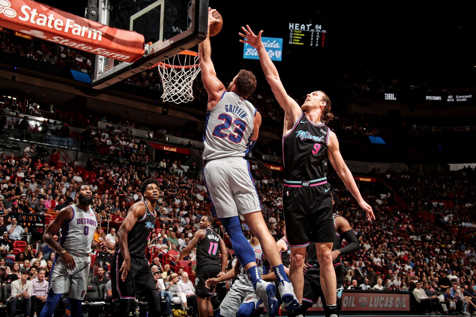 暴力美學！活塞發布格里芬扣籃照慶祝NBA扣籃周 運動 第4張