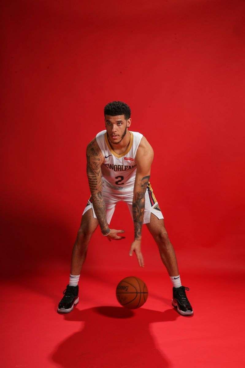 鹈鹕发布英格拉姆定妆照,哈特:我怎么不能看起来这么凶