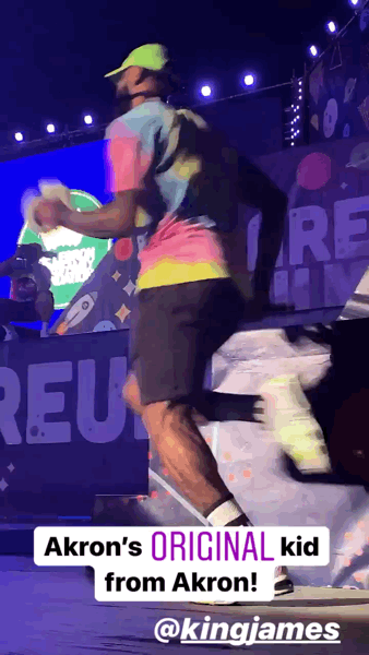 GIF 4M