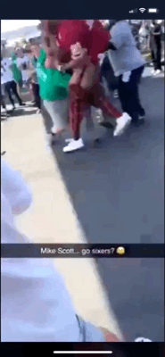 斯科特與NFL費城老鷹球迷在球場外發生衝突，無人被捕 運動 第2張