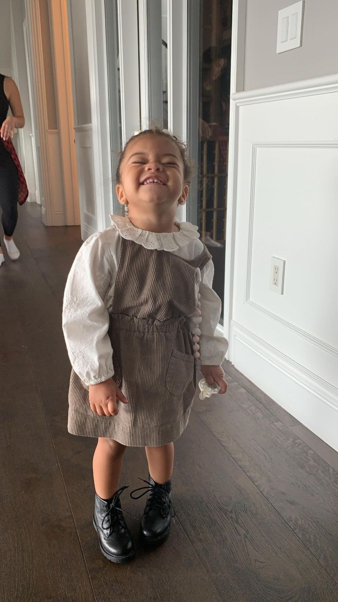 [流言板]生活如此多娇!乔治更新社媒晒出小女儿玩耍视频