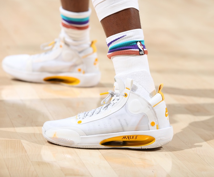 [流言板]今日常规赛上脚球鞋:哈勒尔上脚李宁韦德之道7