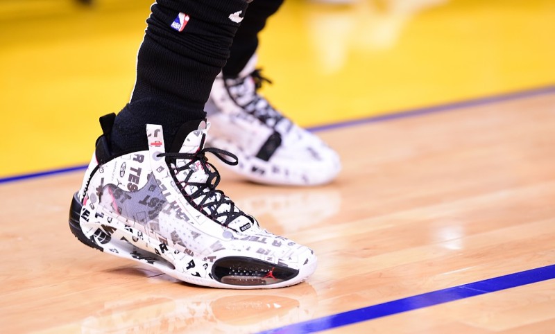 [流言板]今日常规赛上脚球鞋一览:詹姆斯上脚耐克勒布朗17代