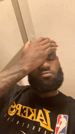 LeBron James:首場比賽讓我累癱在地,但我還得站起來洗澡!-黑特籃球-NBA新聞影音圖片分享社區