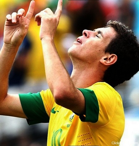 切尔西新援奥斯卡:巴西新10号_虎扑国际足球新