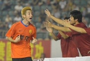 谭斯:再战中超,希望自己多进球