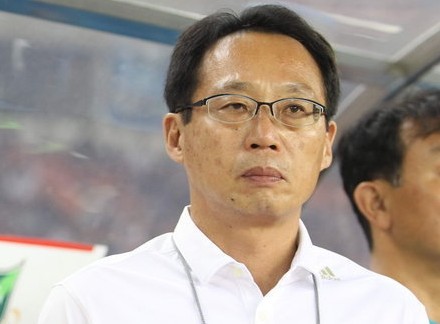 冈田解释汪嵩罚点:马佐拉必须服从纪律