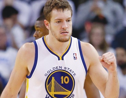 com/warriors 奥克兰论坛报报道,勇士的全明星大前锋大卫-李之前表示