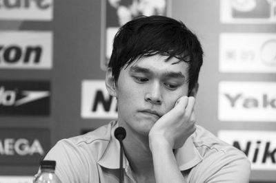 传孙杨因新女友不满赔偿报警,曾托人办驾照_虎