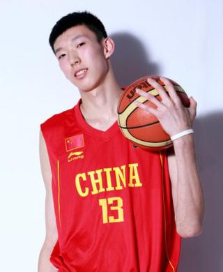 周琦领衔U18国青集训名单,徐长锁任主帅