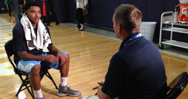 掘金队正式签下新秀加里-哈里斯_虎扑NBA新闻