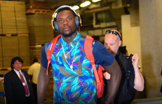 兰斯-斯蒂芬森发表即兴饶舌新歌_虎扑NBA新闻