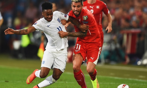 英格兰胜瑞士 斯特林表现优异