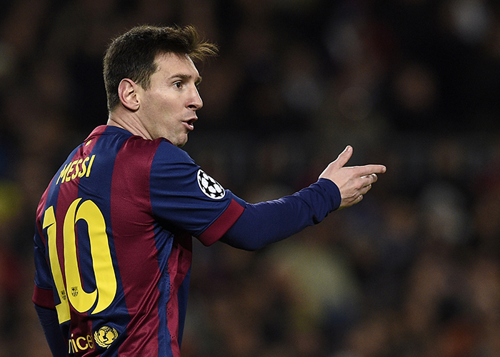 巴塞罗那力压巴黎圣日耳曼夺头名