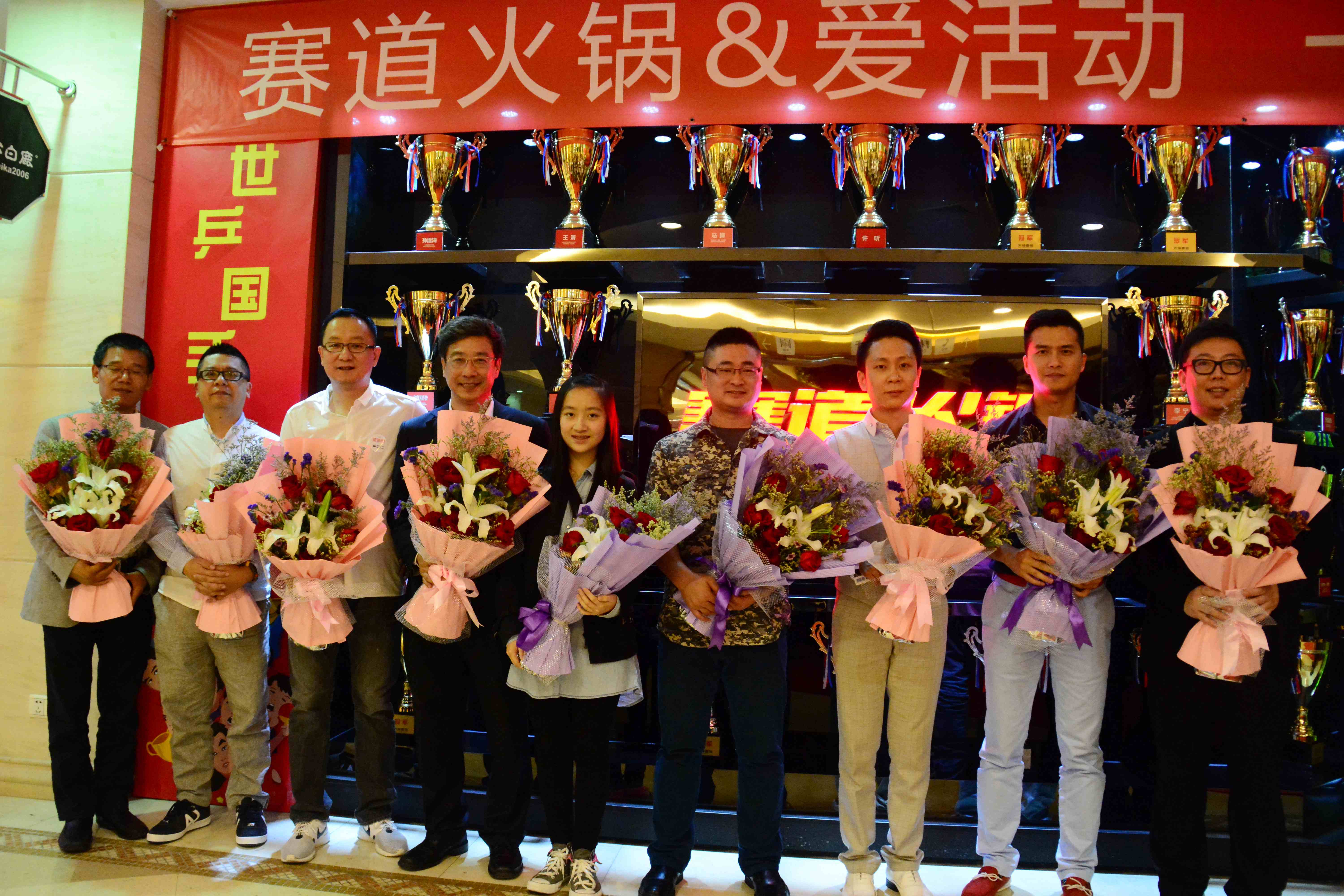 世乒赛中国队大获全胜 火锅庆祝分享心得_虎扑