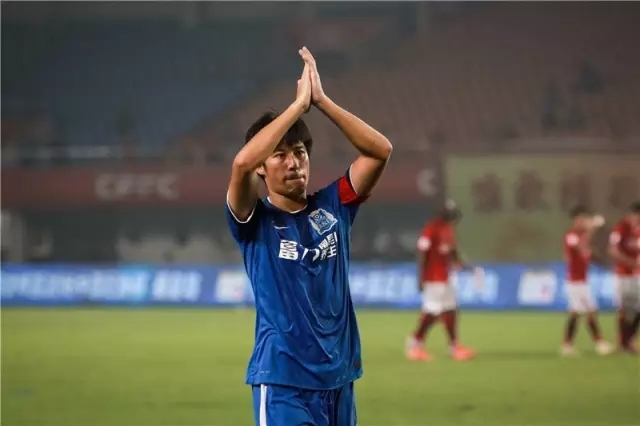 官方:广州富力队长张耀坤转会中甲武汉卓尔