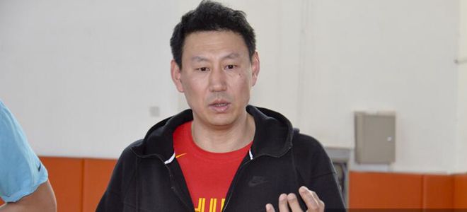 李楠:个别队员无法参加预赛,尽量克服困难_虎