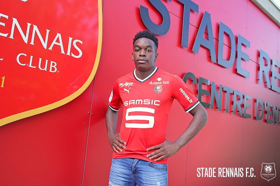 官方:法甲南锡队小将费图-马艾萨加盟雷恩