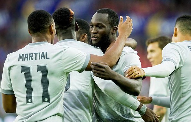 传在线交友平台Tinder正与曼联谈袖管广告赞助