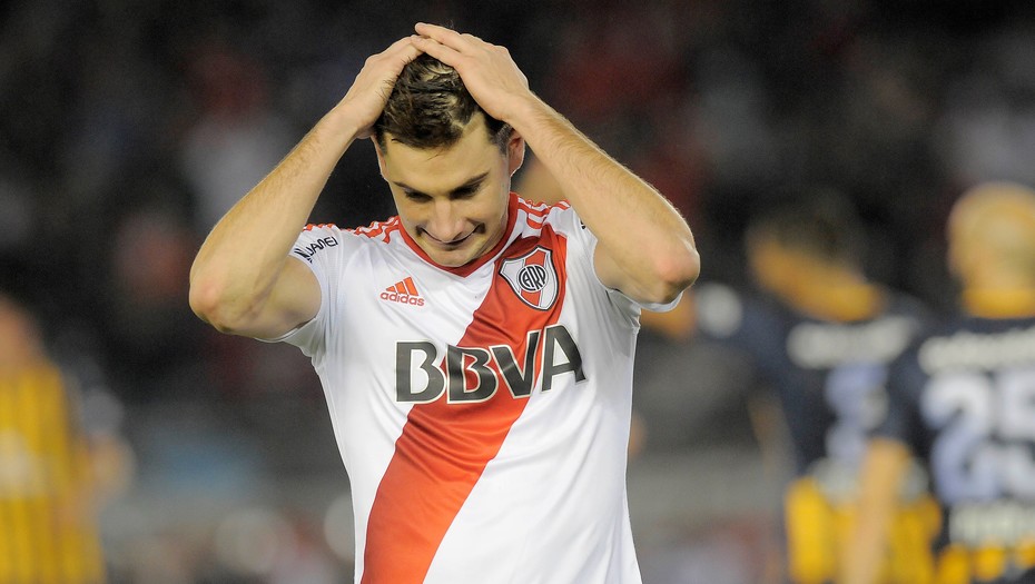 河床官方声明:勒沃库森在保护期内接触球员,限