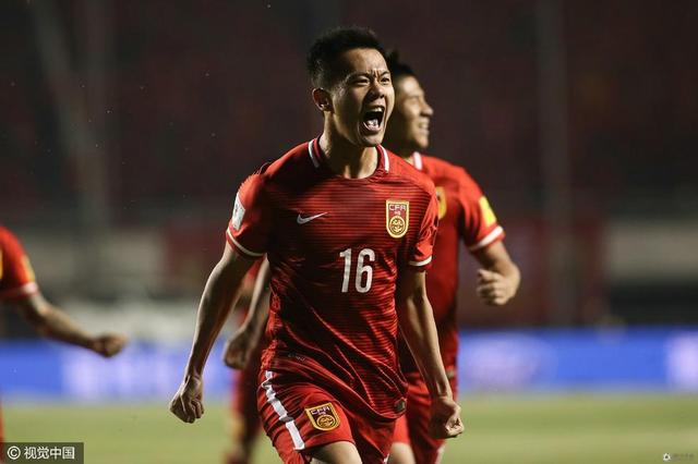 黄博文回应冯潇霆:对卡塔尔你也蒙一个看看_虎