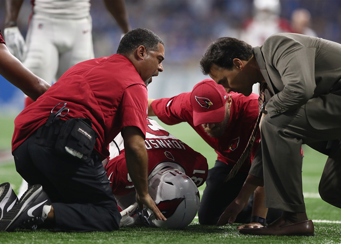 亚利桑那跑卫约翰逊手腕脱臼可能进行手术