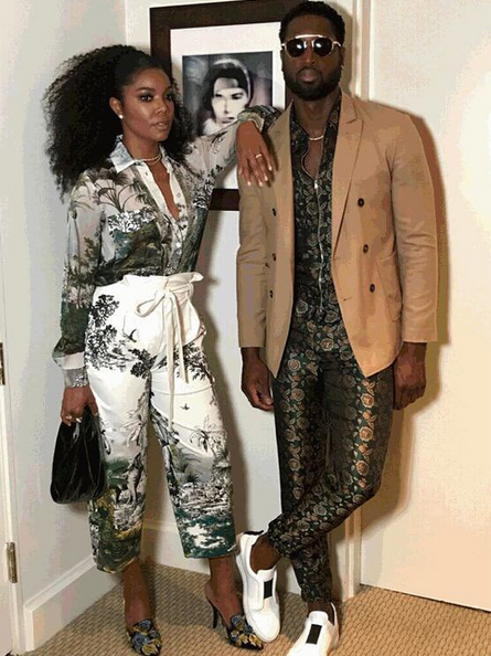 韦德携妻子出席艾美奖颁奖晚会_虎扑NBA新闻