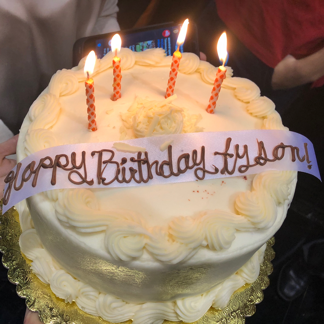 太阳官方发图祝钱德勒35岁生日快乐