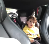 可爱！梅西晒幼子视频：车内唱歌萌点十足
