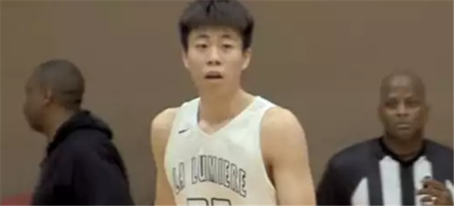 旅美球员张镇麟晒扣篮视频,王泉泽:咋不飞出去