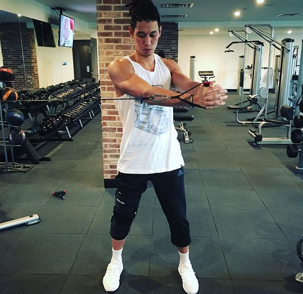 林书豪展示自己的训练照片