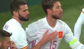 GIF：俄罗斯禁区手球送点，拉莫斯罚进点球