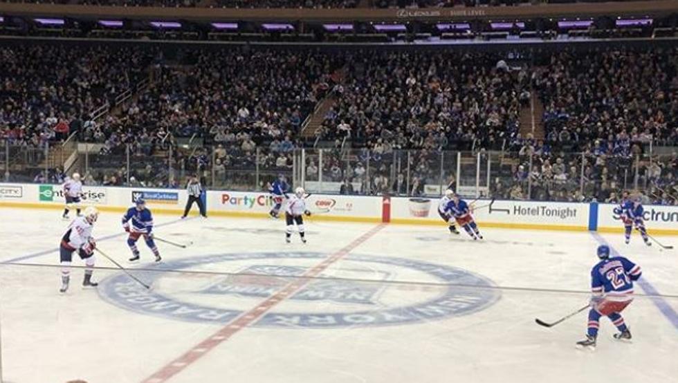 从NBA看到NHL，皮克圣诞假期享受美国体育