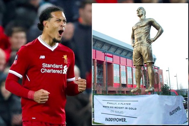 范戴克雕像现身安菲尔德门口，警方担心内藏炸弹将其移走