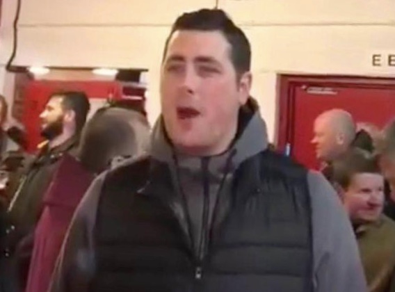 不敌伯恩茅斯，枪迷唱歌自嘲“<a href=https://www.310bf.com/tags-%E9%98%BF%E6%A3%AE%E7%BA%B3-0.html target=_blank class=infotextkey>阿森纳</a>的温格怎么还在执教啊”