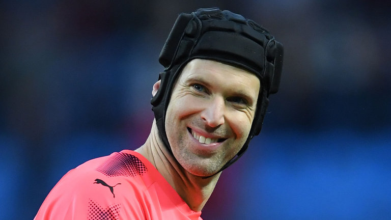 切赫：我希望我零封的场次可以远远超过200