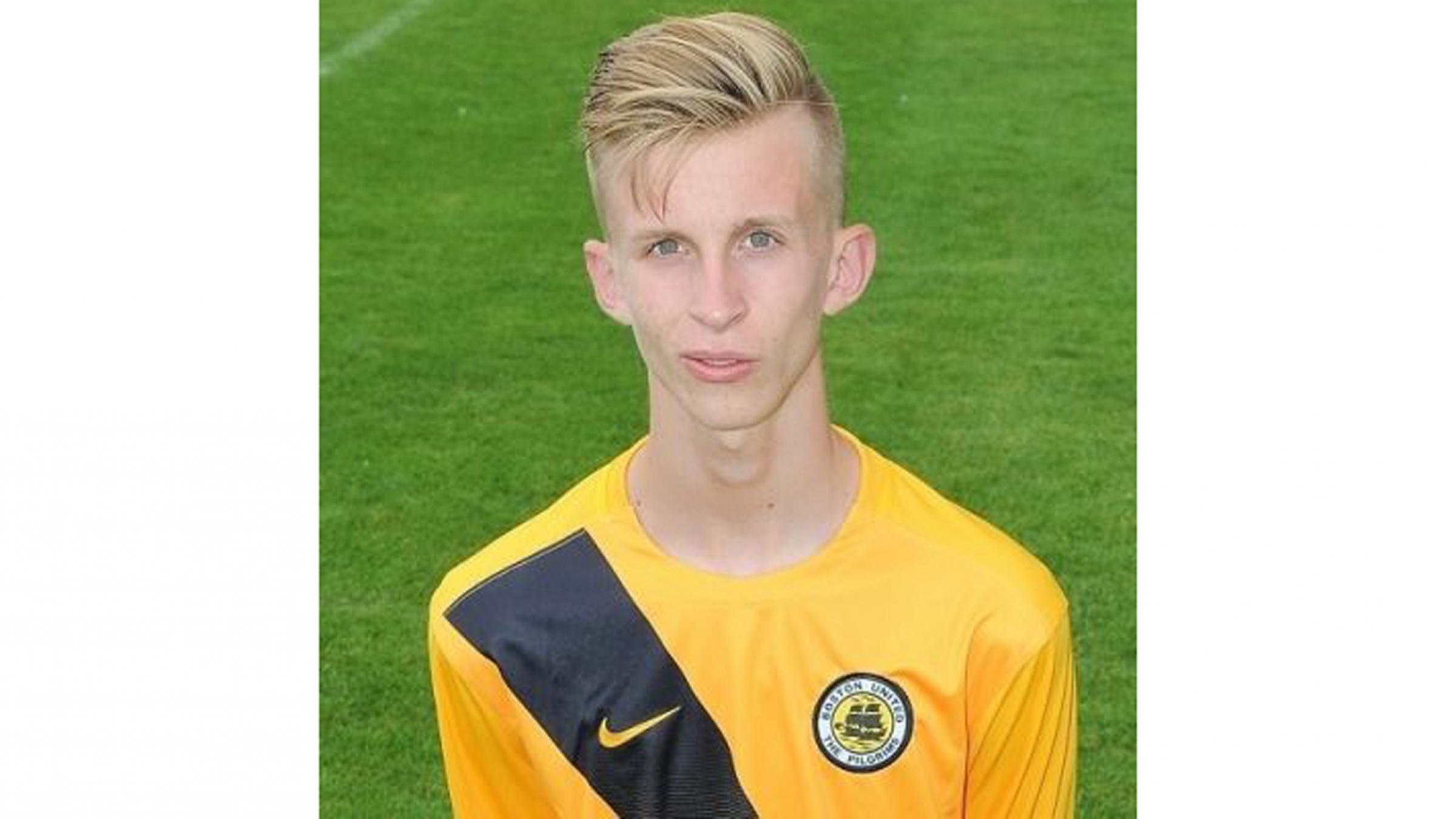 官方：斯旺西签下低级别联赛小将威瑟斯