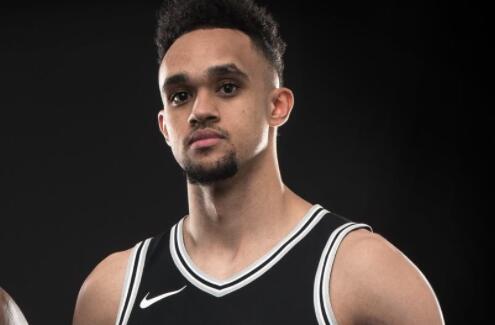 马刺将德里克-怀特下放至发展联盟