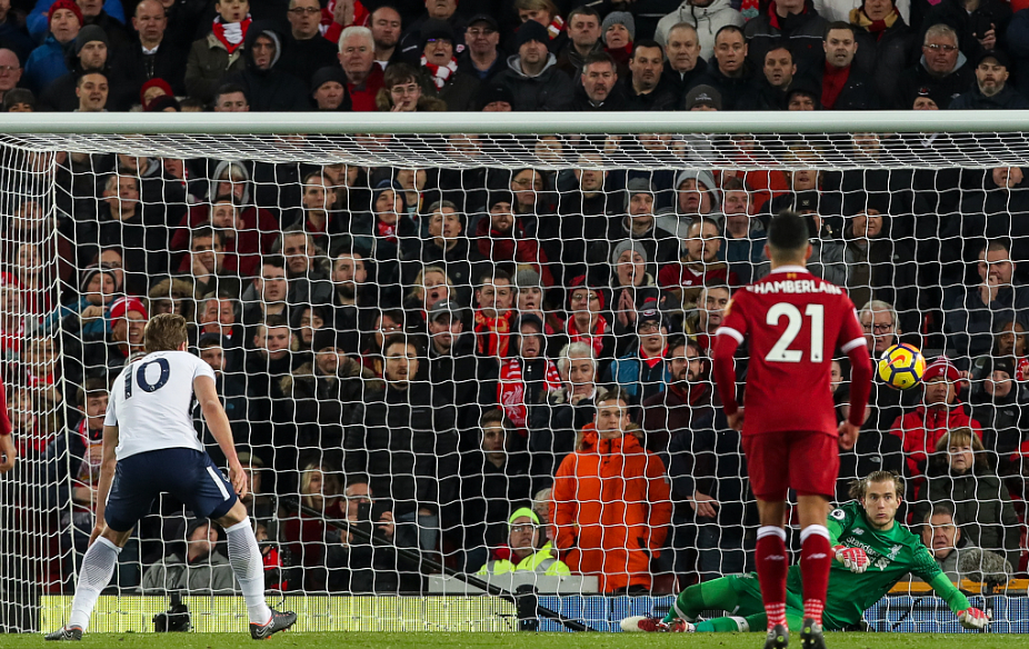 GIF：风云突变，卡里乌斯力拒凯恩点球