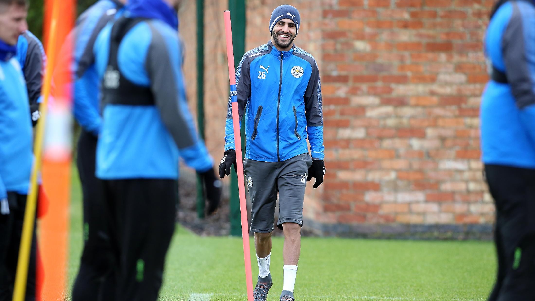 莱斯特城官方：马赫雷斯依旧是俱乐部的重要一员