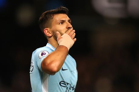 德布劳内：在状态的阿圭罗是我心中的最佳球员